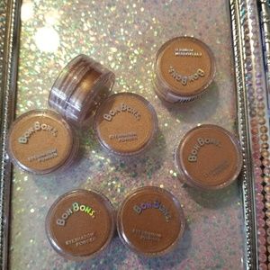 Three Bon Bons eyeshadow powder